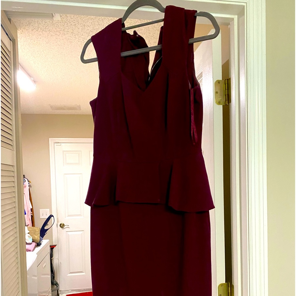 White House Black Market Burgundy Sheath with decorative bodice. Gently worn.